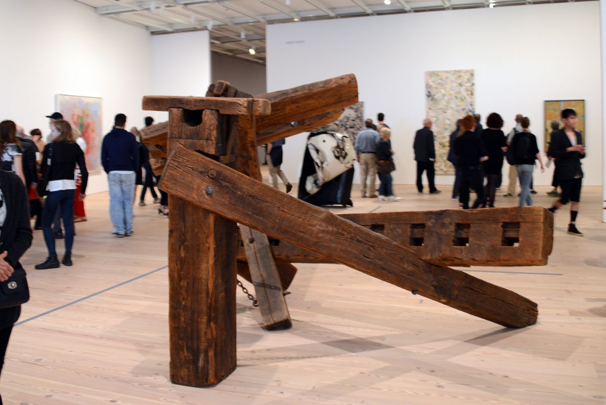 37 Hankchampion - Mark di Suvero 1960 Wood, steel hardware and chains Whitney Museum Of American Art New York City